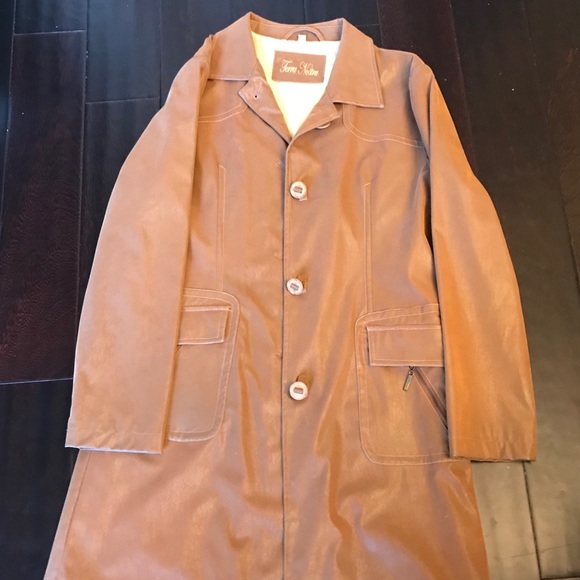 Tan Jacket like new. - Picture 5 of 6